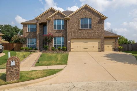 2376 Merlin Drive Grand Prairie TX 75052