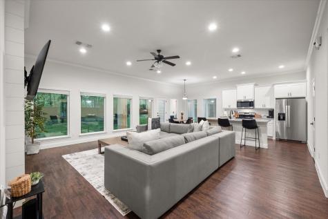 1408 W 13th Avenue Corsicana TX 75110