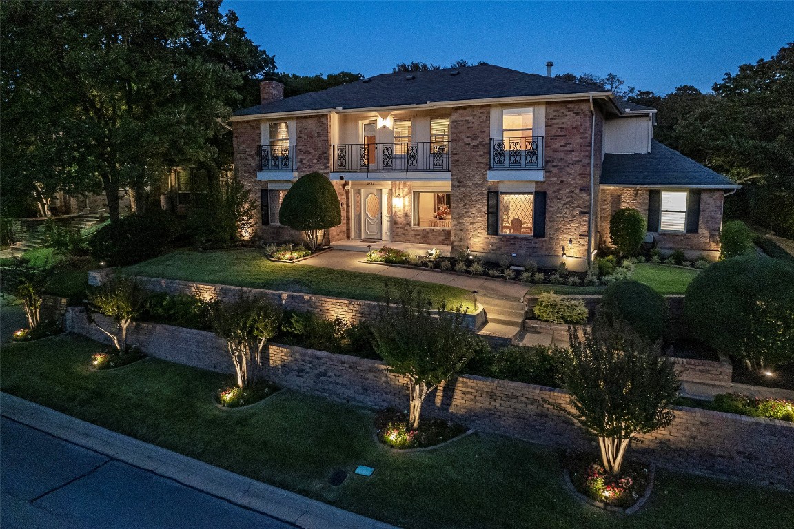 2727 Sunrise Drive Arlington TX 76006