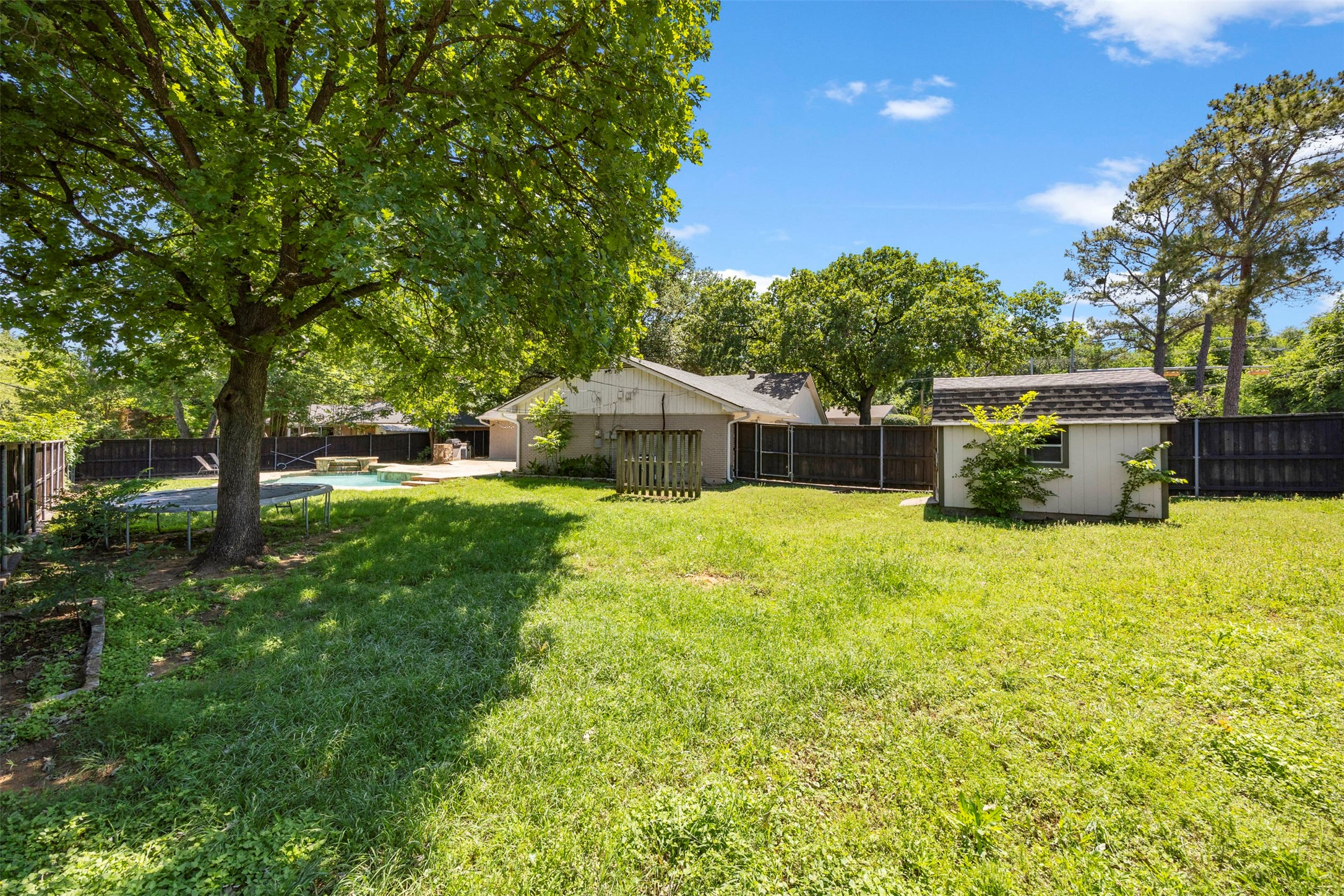 3911 Shady Valley Drive Arlington TX 76013