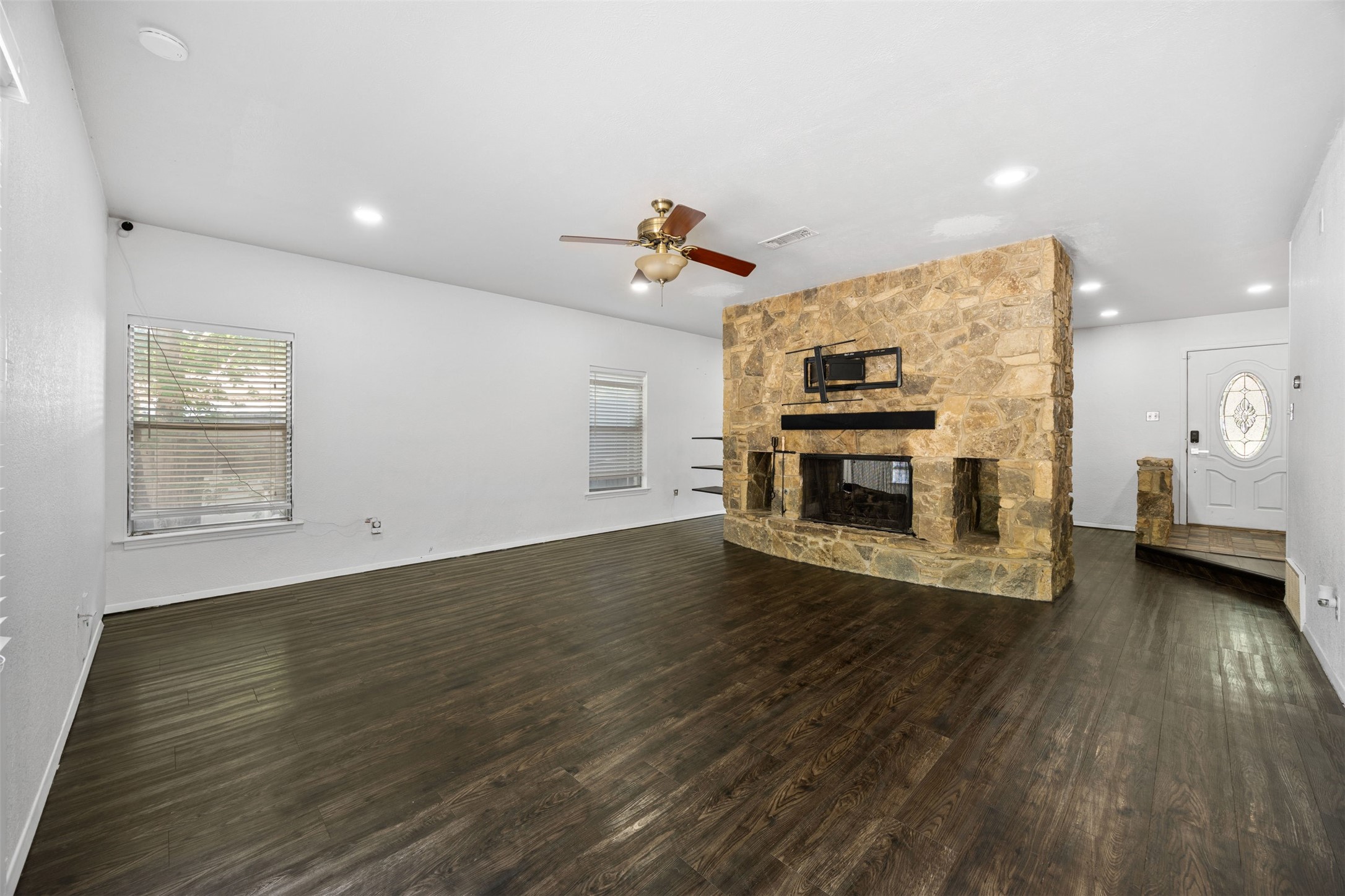 3911 Shady Valley Drive Arlington TX 76013