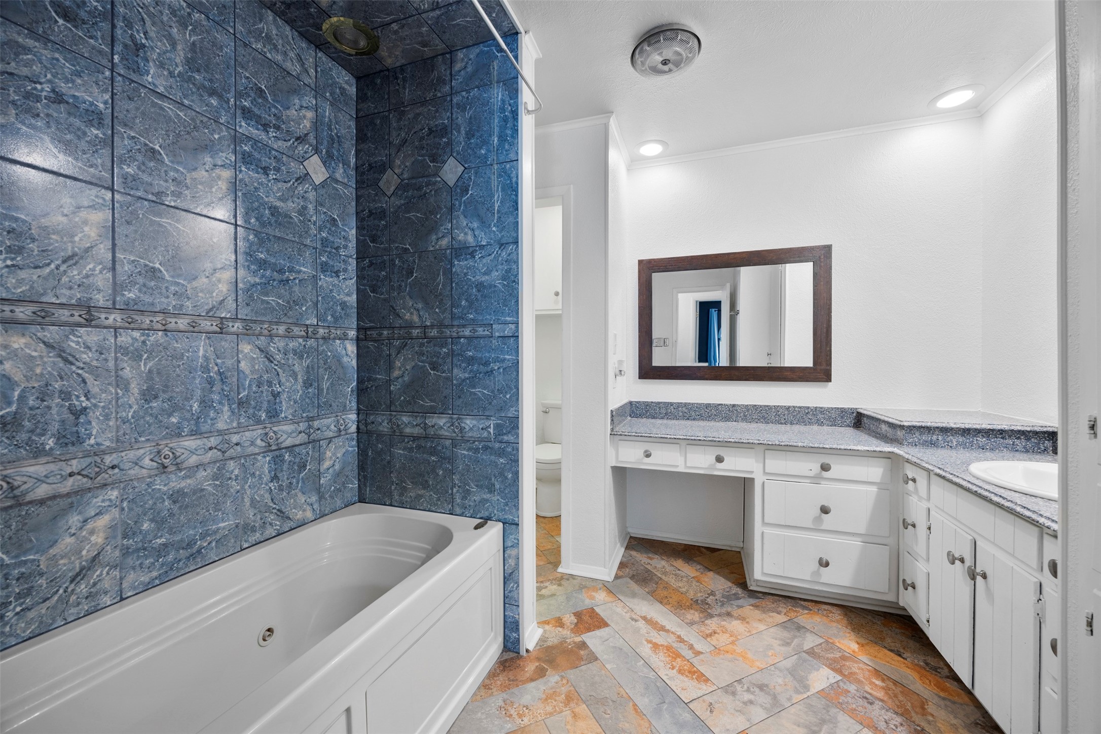 3911 Shady Valley Drive Arlington TX 76013