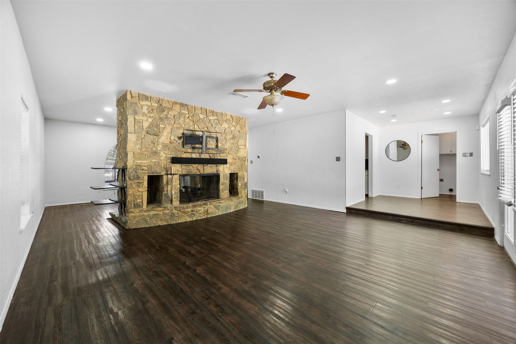 3911 Shady Valley Drive Arlington TX 76013