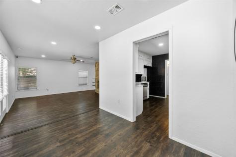 3911 Shady Valley Drive Arlington TX 76013