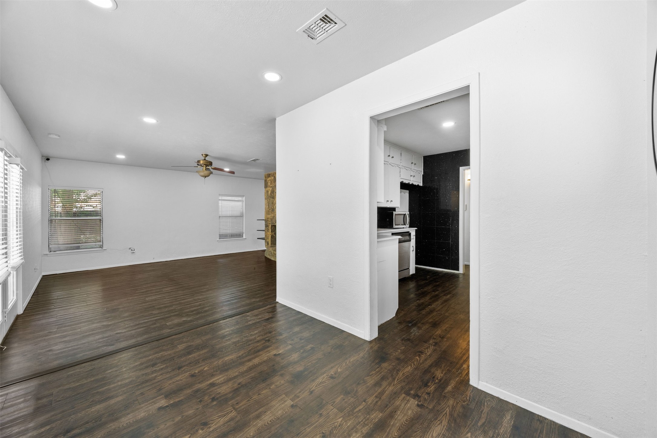 3911 Shady Valley Drive Arlington TX 76013