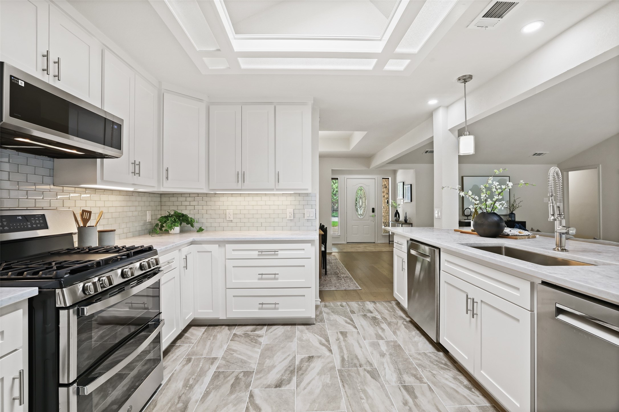 17415 Oakington Court Dallas TX 75252