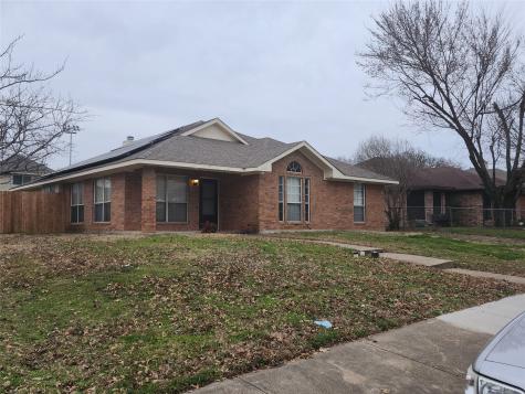 1611 Thomaswood Lane Dallas TX 75253
