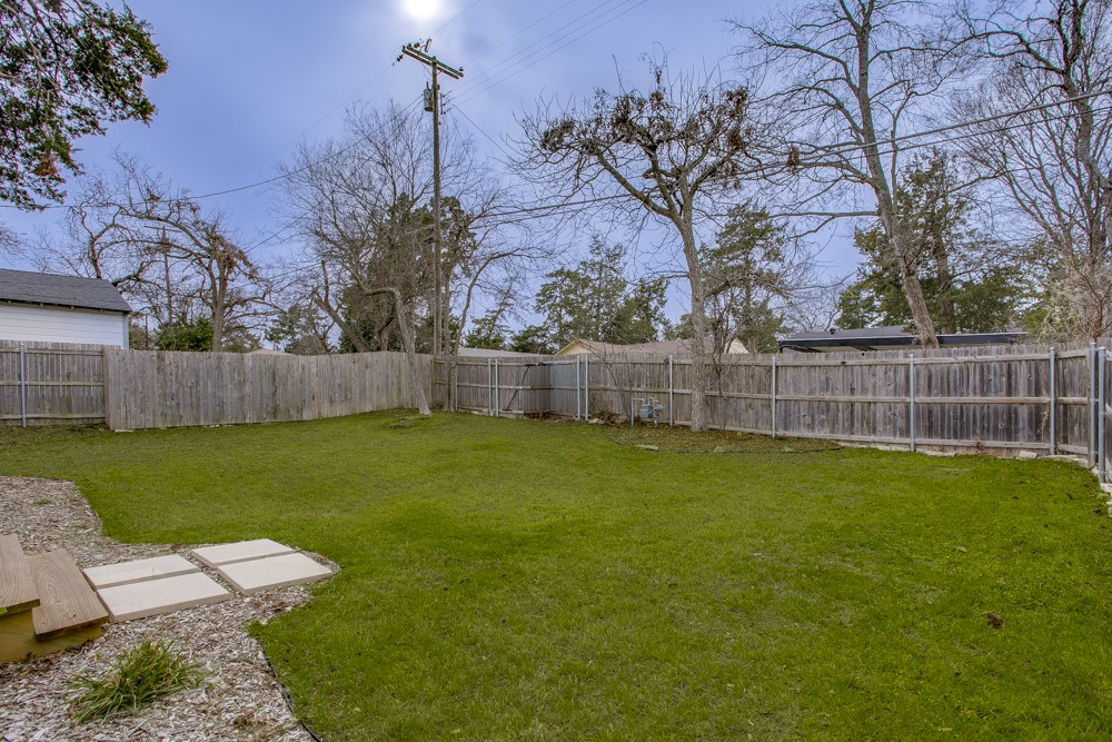 1331 Michigan Avenue Dallas TX 75216