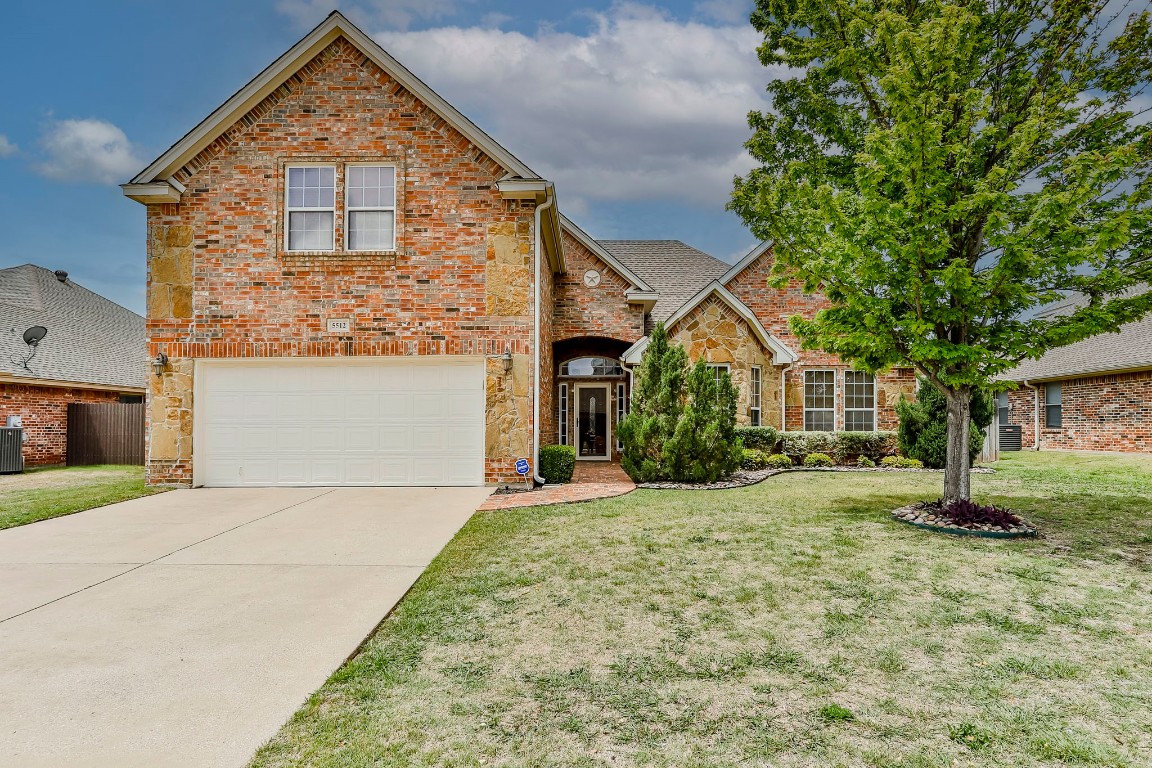 5512 La Bandera Trail Benbrook TX 76126