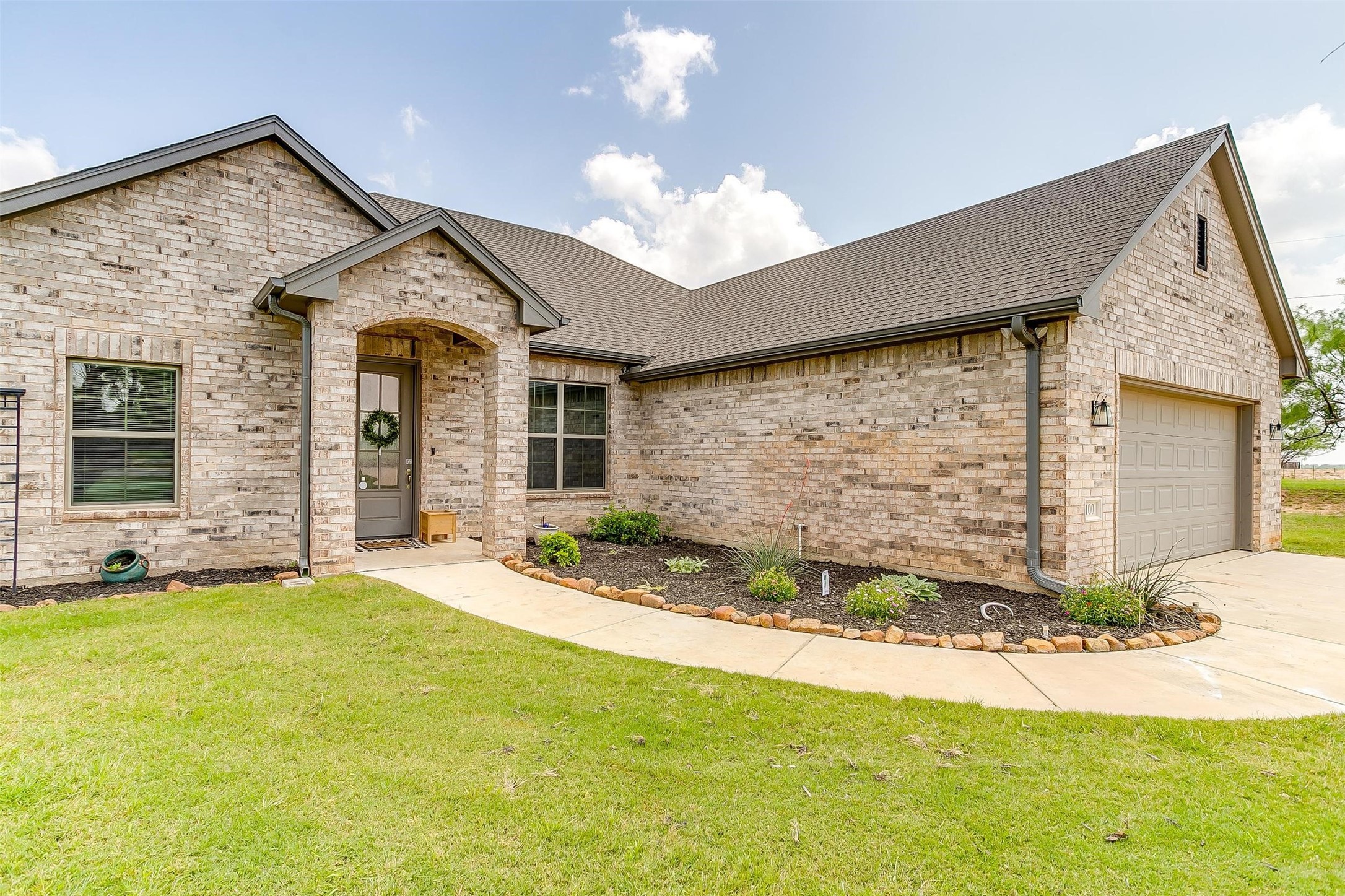 100 Stonegate Avenue Weatherford TX 76087