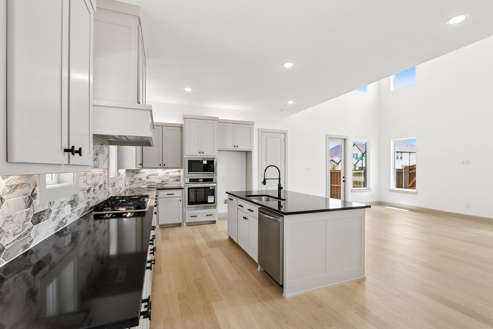 1233 Beebalm Mews Celina TX 75009