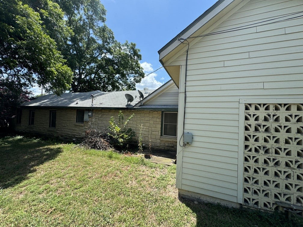 413 S Avenue G Clifton TX 76634