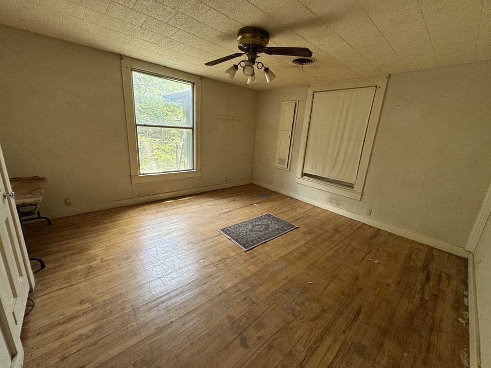 413 S Avenue G Clifton TX 76634