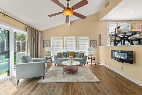 2304 Oak Forest Court Arlington TX 76012