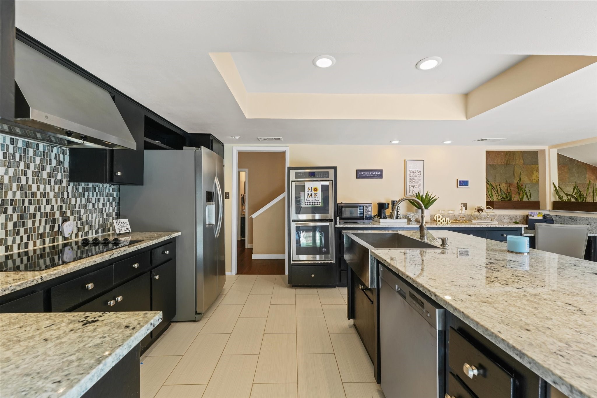 2304 Oak Forest Court Arlington TX 76012