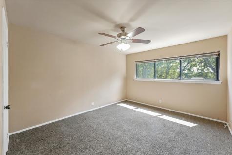 2304 Oak Forest Court Arlington TX 76012