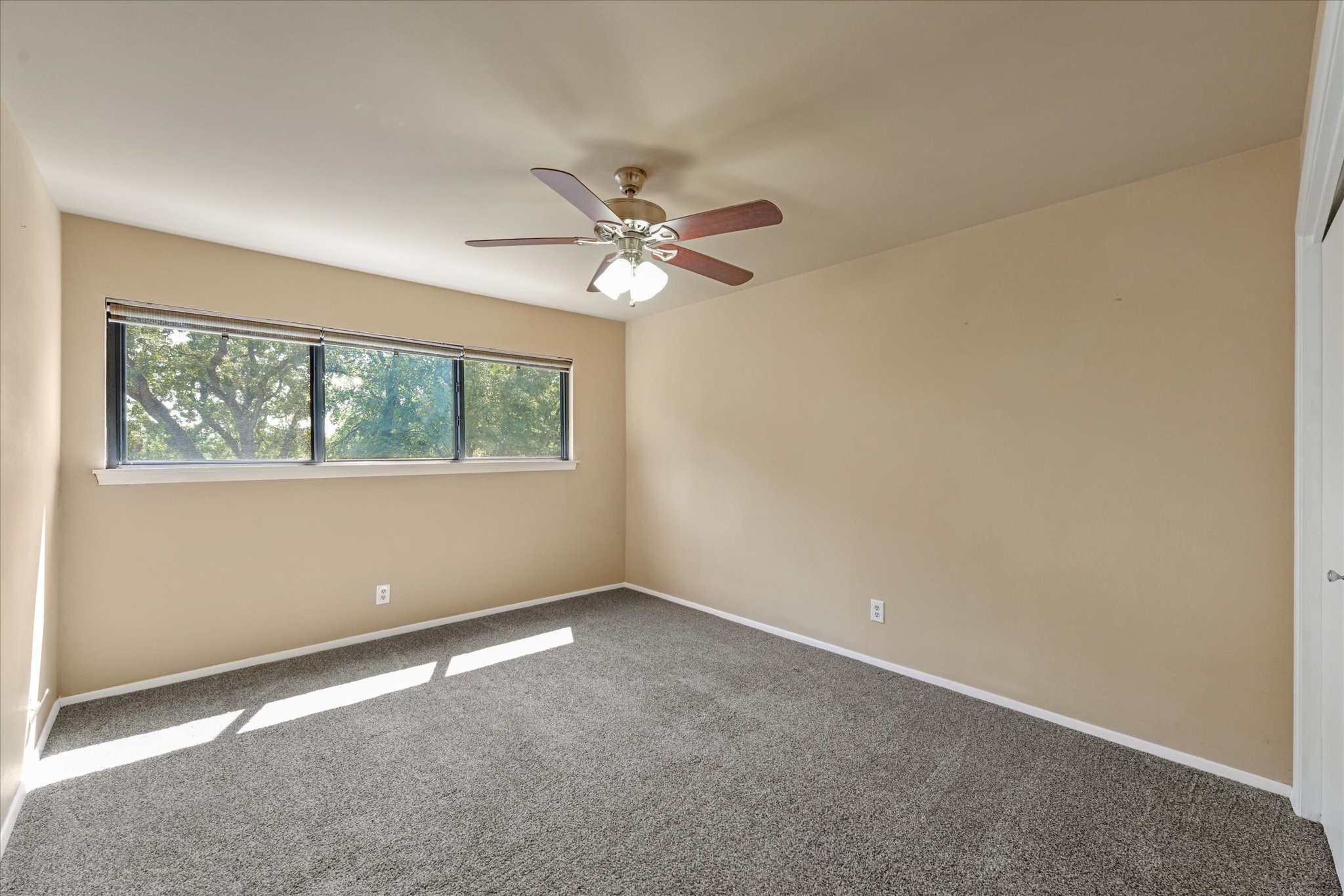 2304 Oak Forest Court Arlington TX 76012