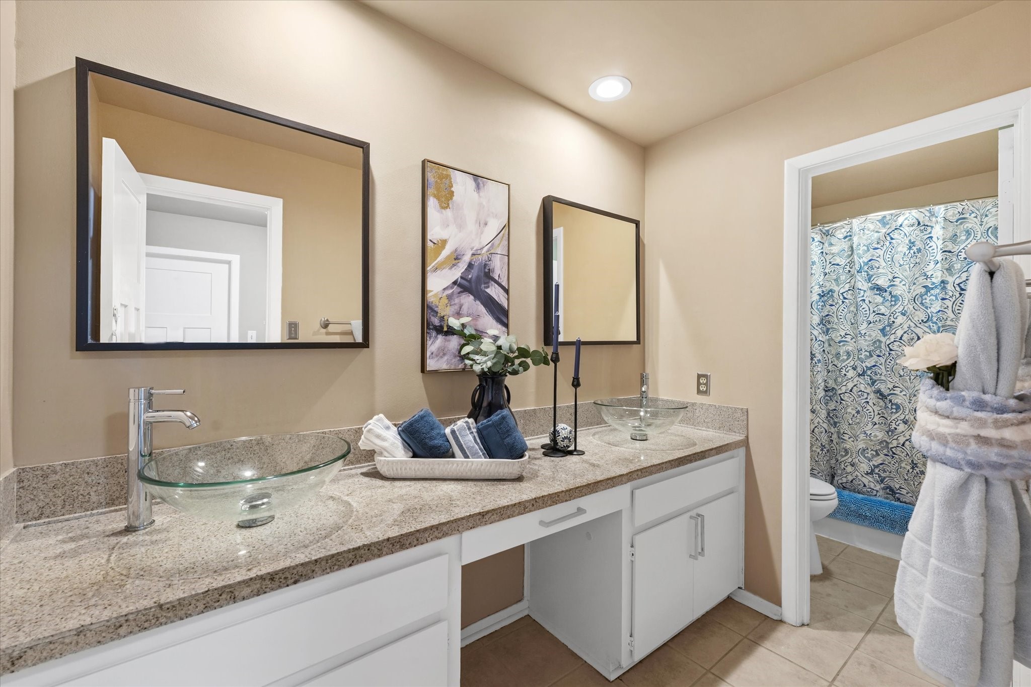 2304 Oak Forest Court Arlington TX 76012