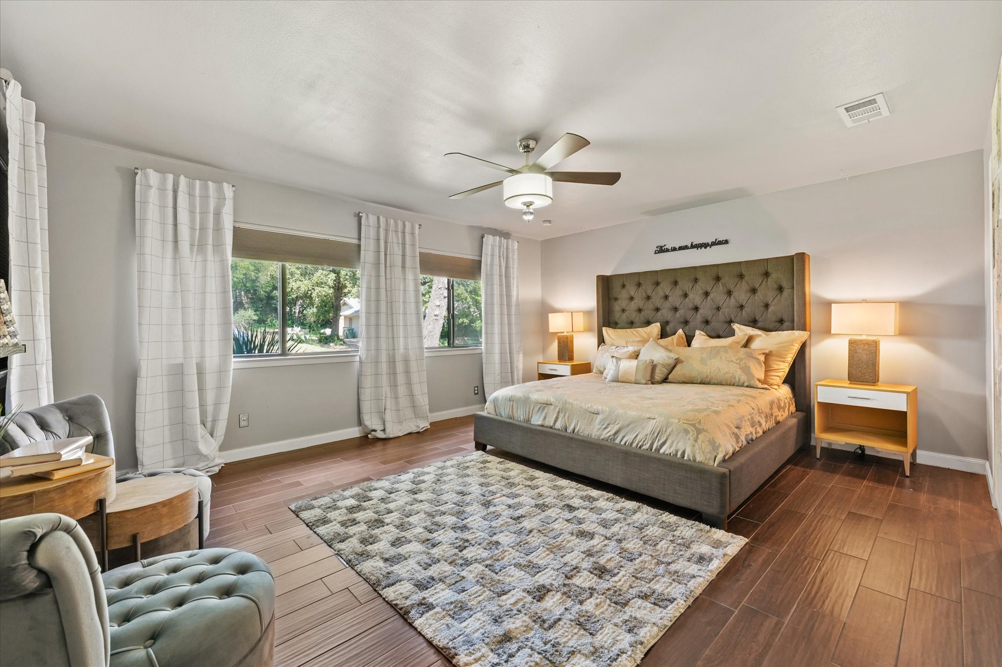 2304 Oak Forest Court Arlington TX 76012