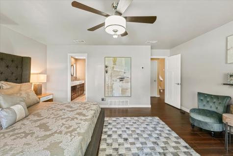 2304 Oak Forest Court Arlington TX 76012
