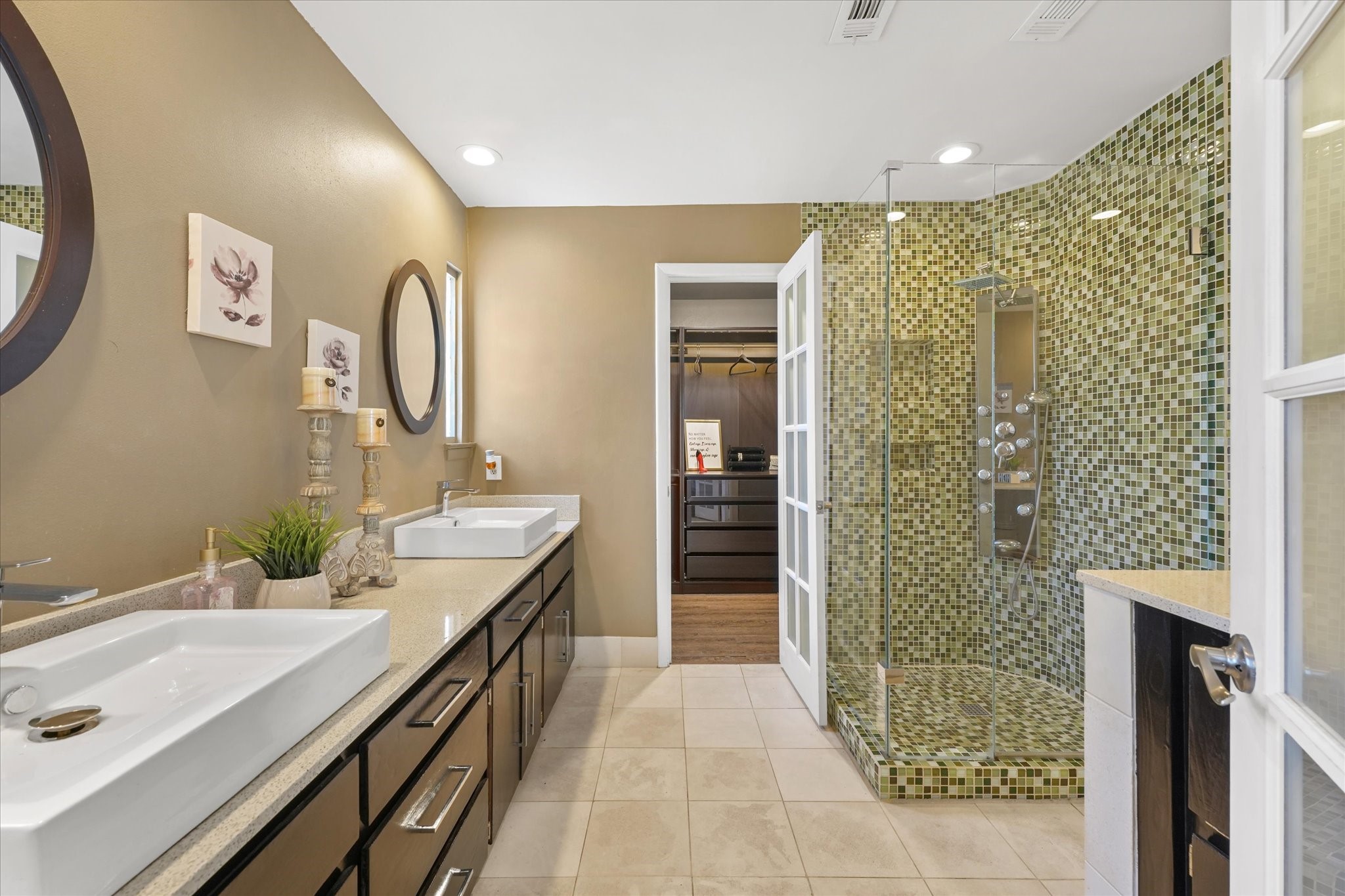 2304 Oak Forest Court Arlington TX 76012