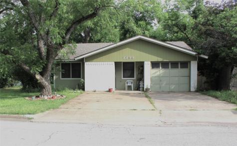 2293 W Tarleton Street Stephenville TX 76401