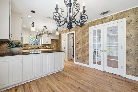 4306 Essex Court Arlington TX 76016