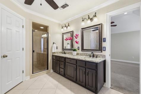 4306 Essex Court Arlington TX 76016