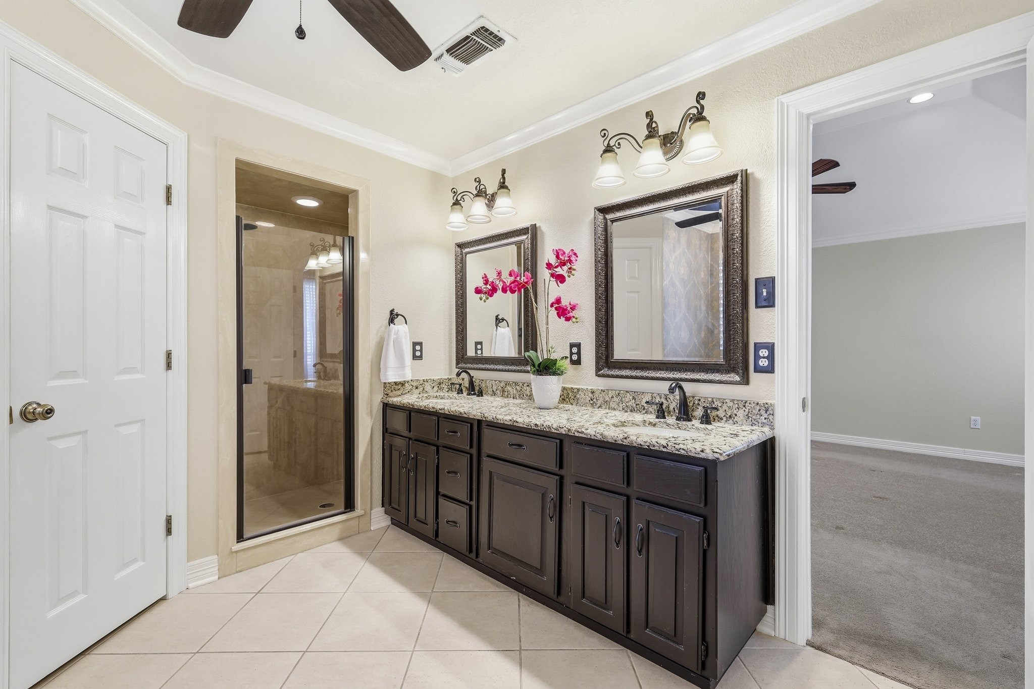 4306 Essex Court Arlington TX 76016
