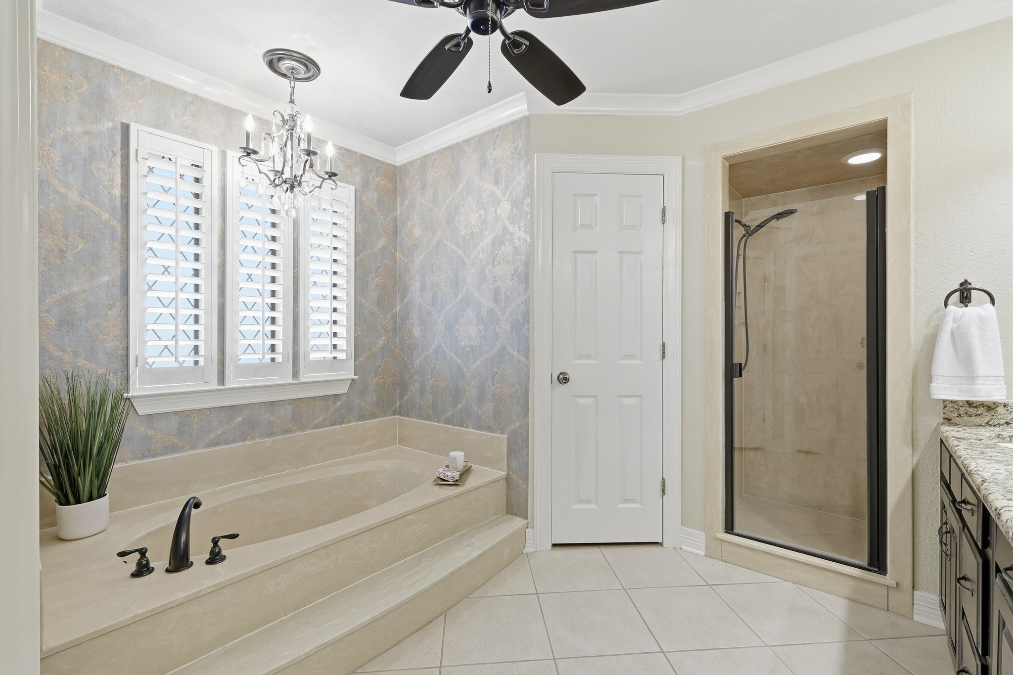 4306 Essex Court Arlington TX 76016