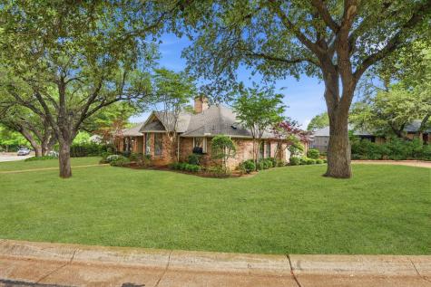 4306 Essex Court Arlington TX 76016