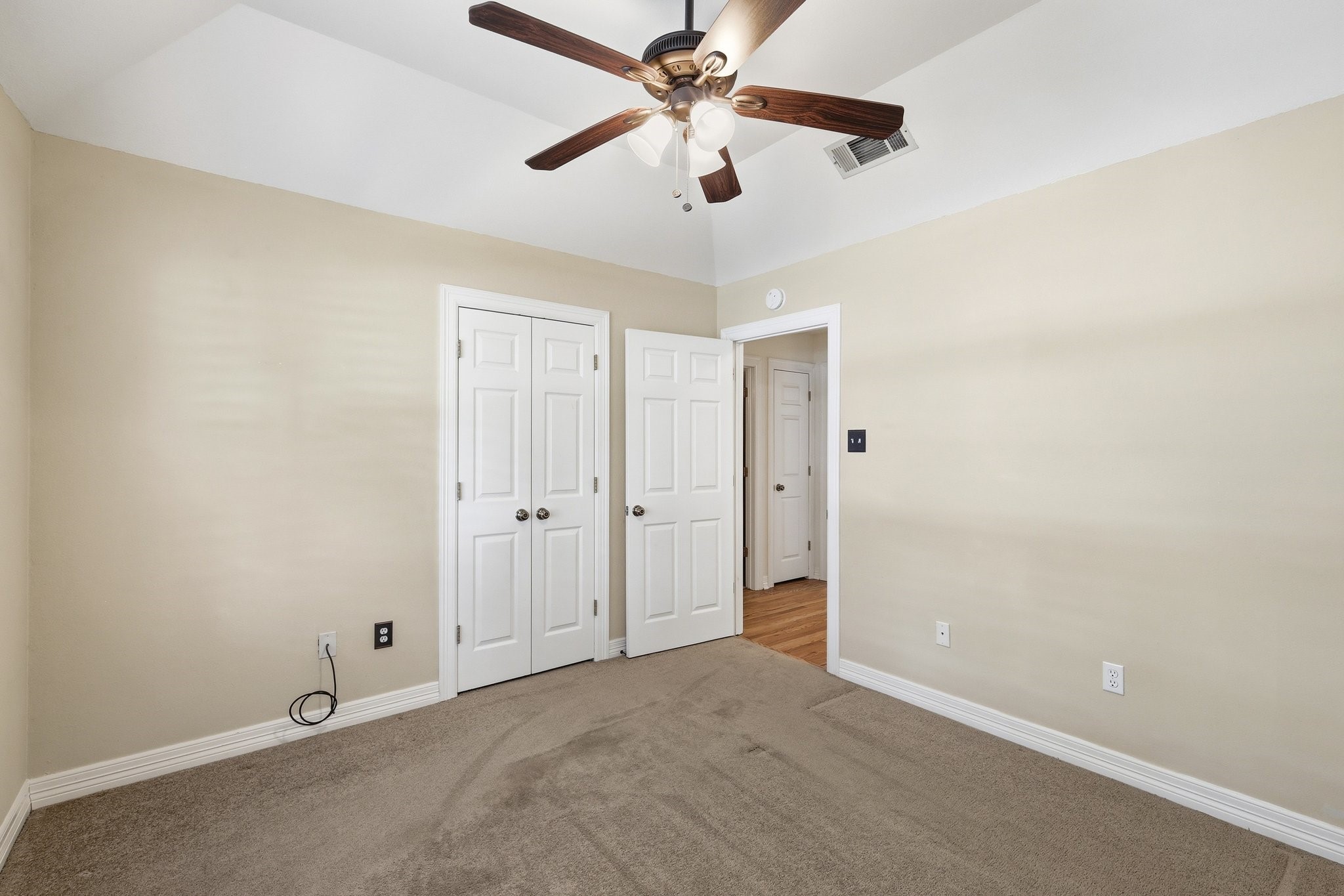 4306 Essex Court Arlington TX 76016