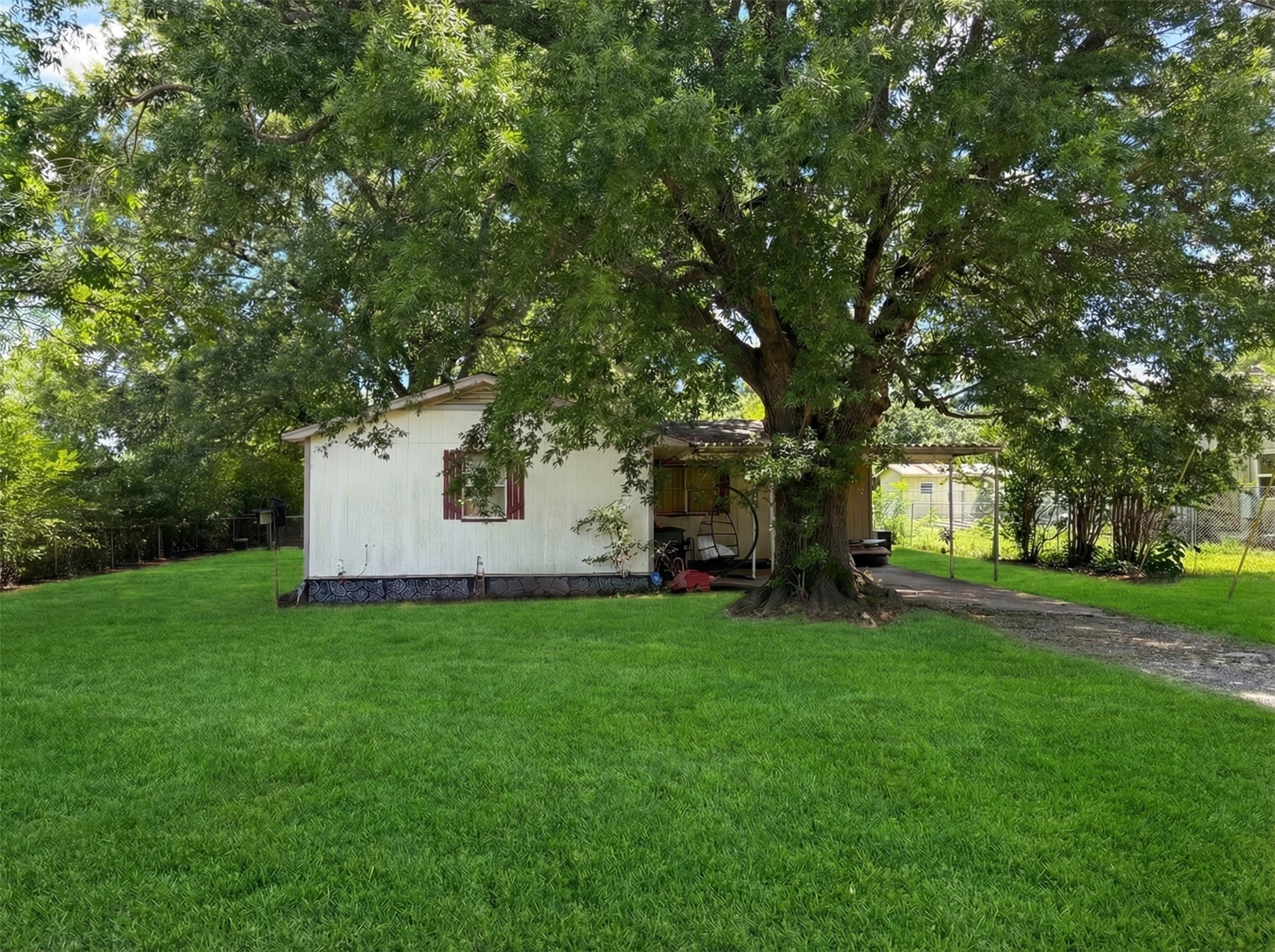 1003 Brooks New Boston TX 75570