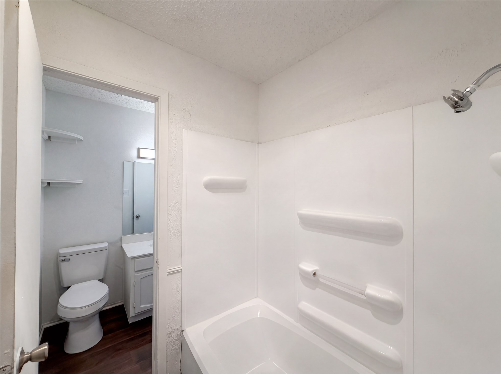 512 Lake Crest Parkway Azle TX 76020