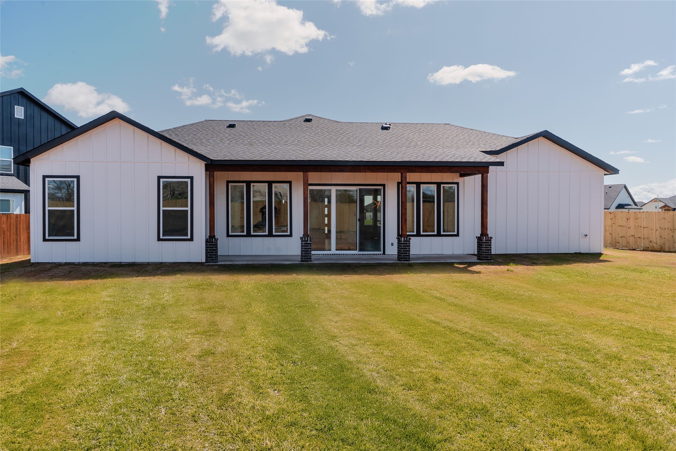 592 Highview Court Godley TX 76044