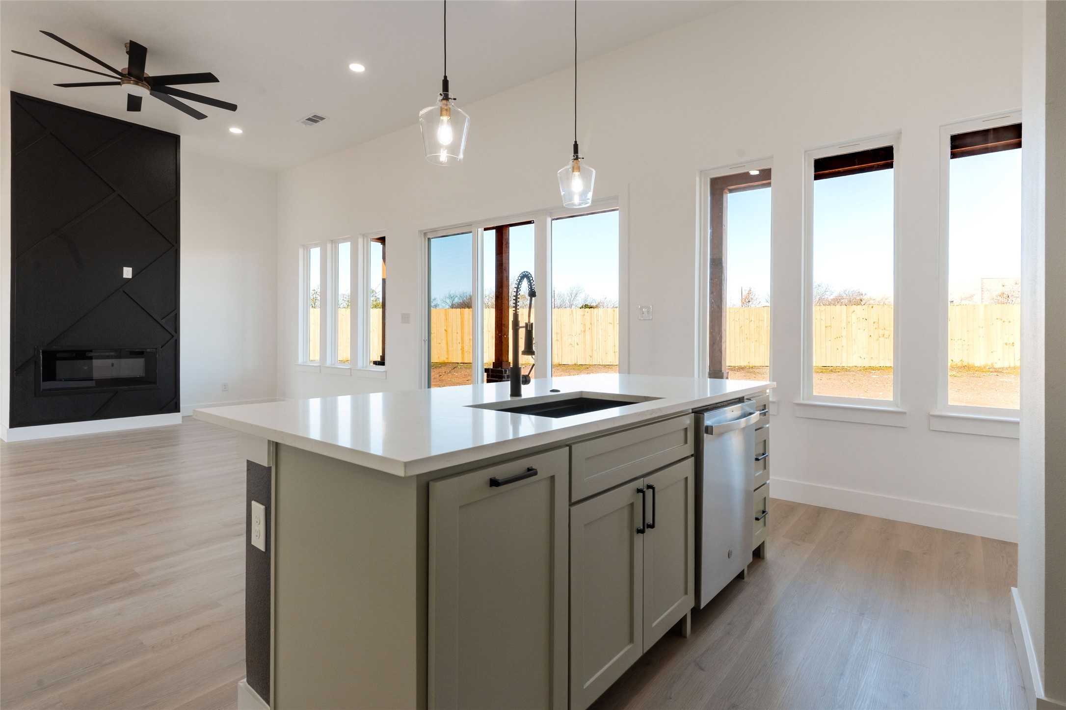 592 Highview Court Godley TX 76044