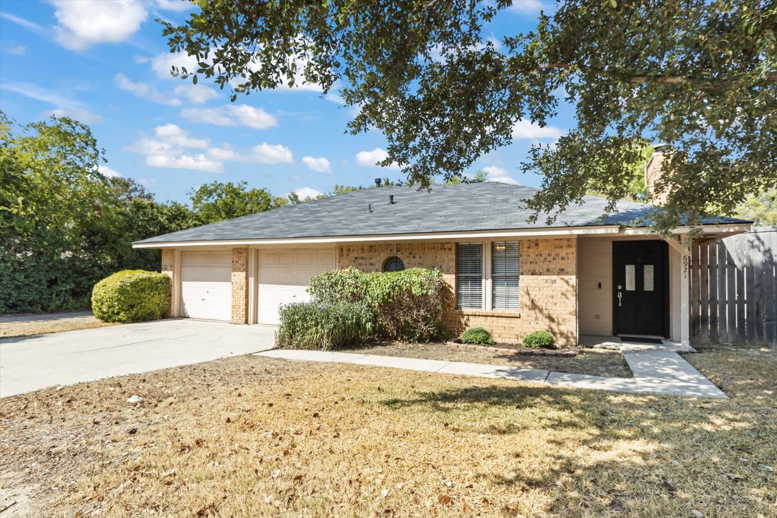 6921 Winding Creek Court Dallas TX 75252