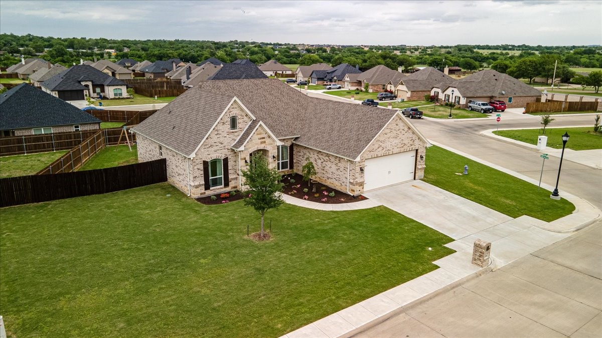 200 Bayless Avenue Godley TX 76044