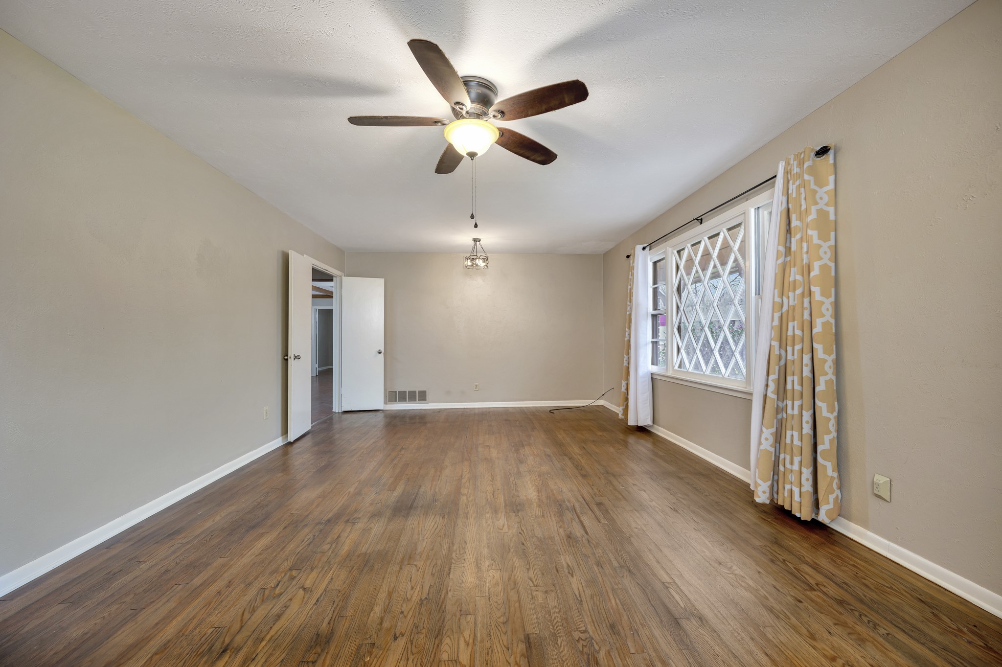7620 Brooks Avenue Richland Hills TX 76118