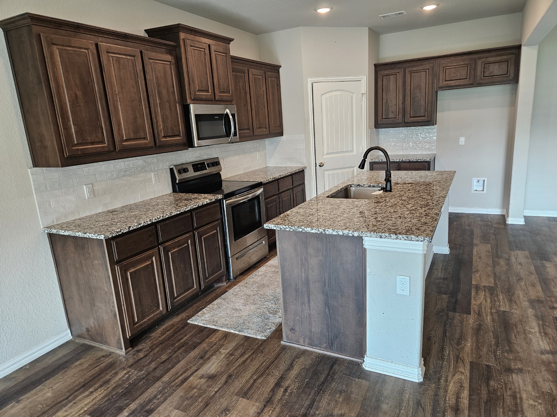 509 Smith Road Springtown TX 76082