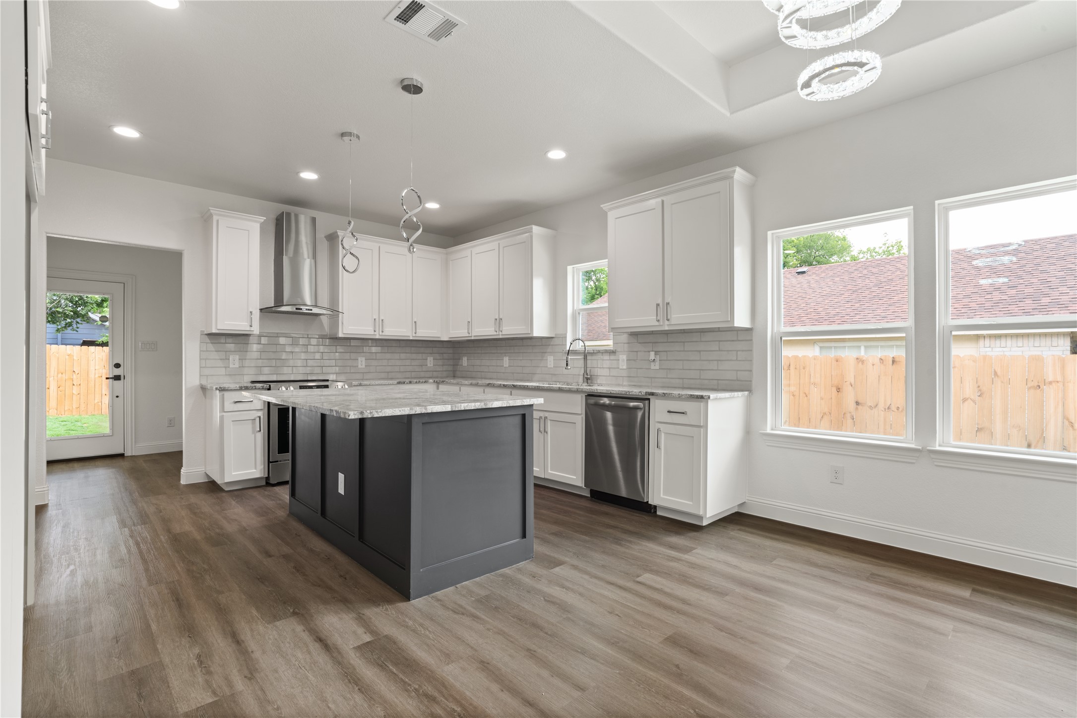 1015 Stella Street Fort Worth TX 76104