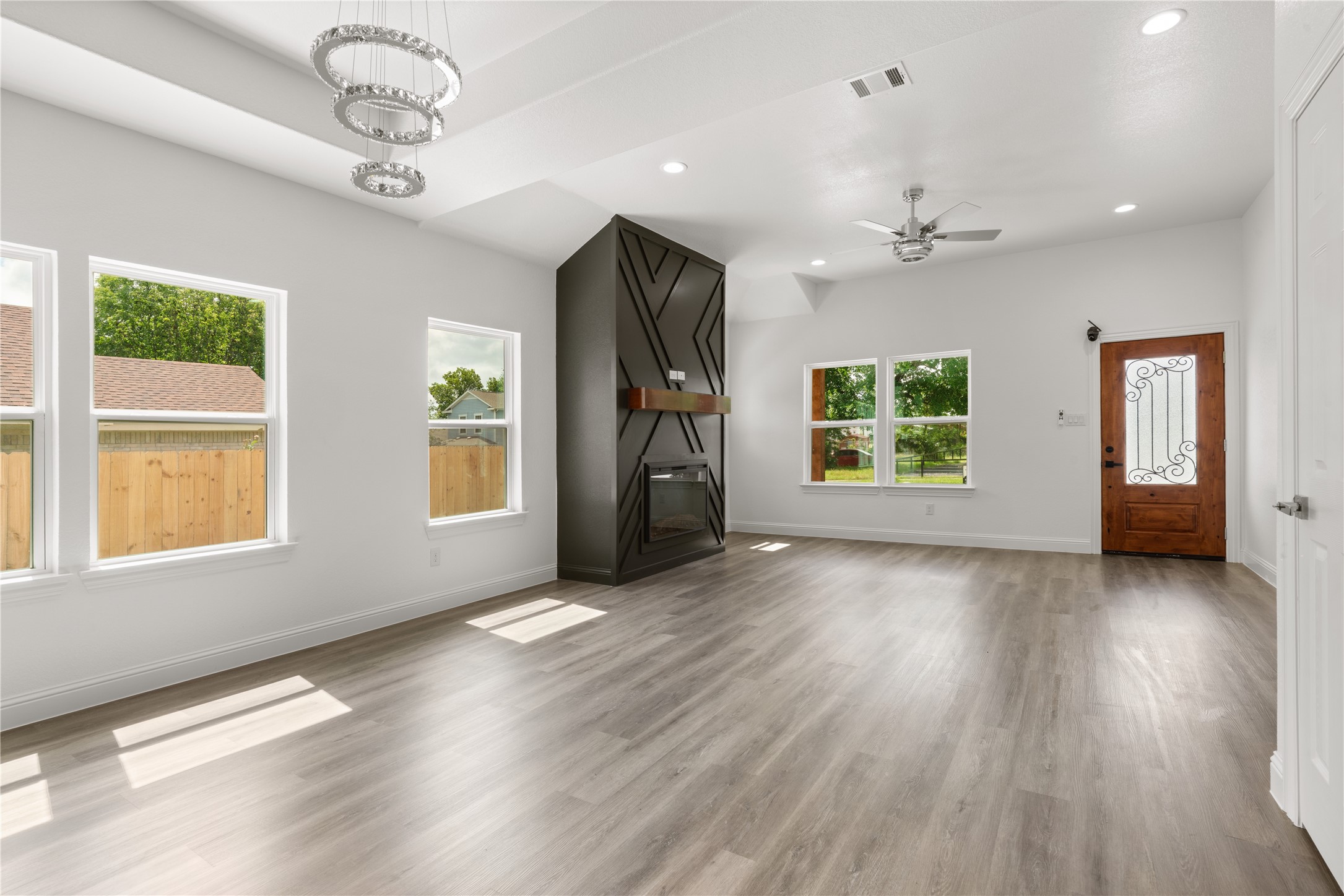 1015 Stella Street Fort Worth TX 76104
