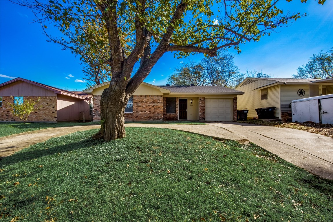 4417 Sandage Avenue Fort Worth TX 76115