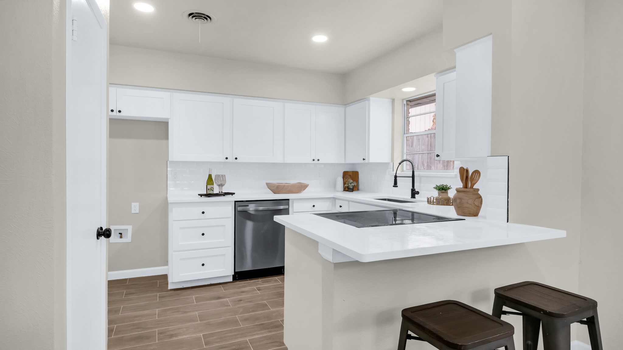 905 Pontiac Court Arlington TX 76013