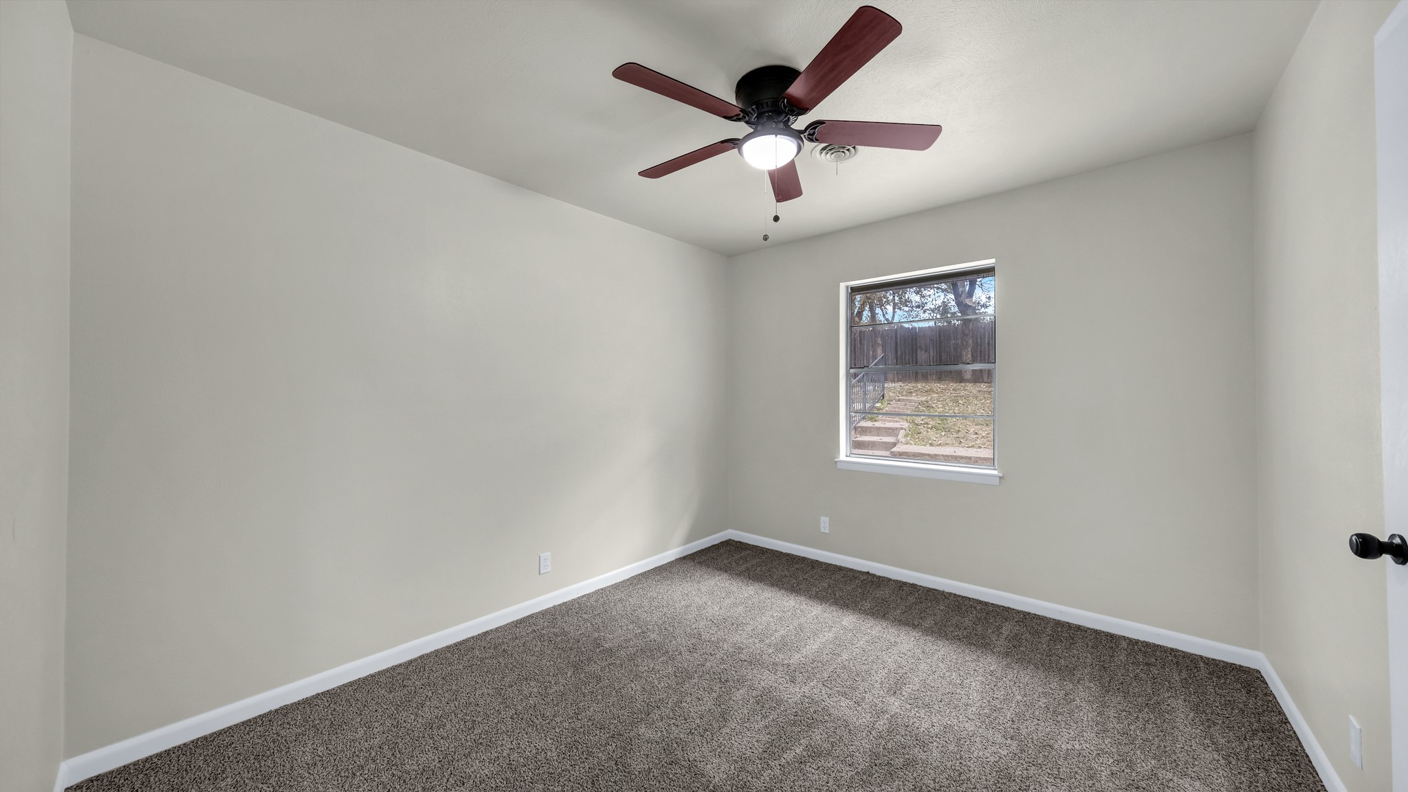 905 Pontiac Court Arlington TX 76013