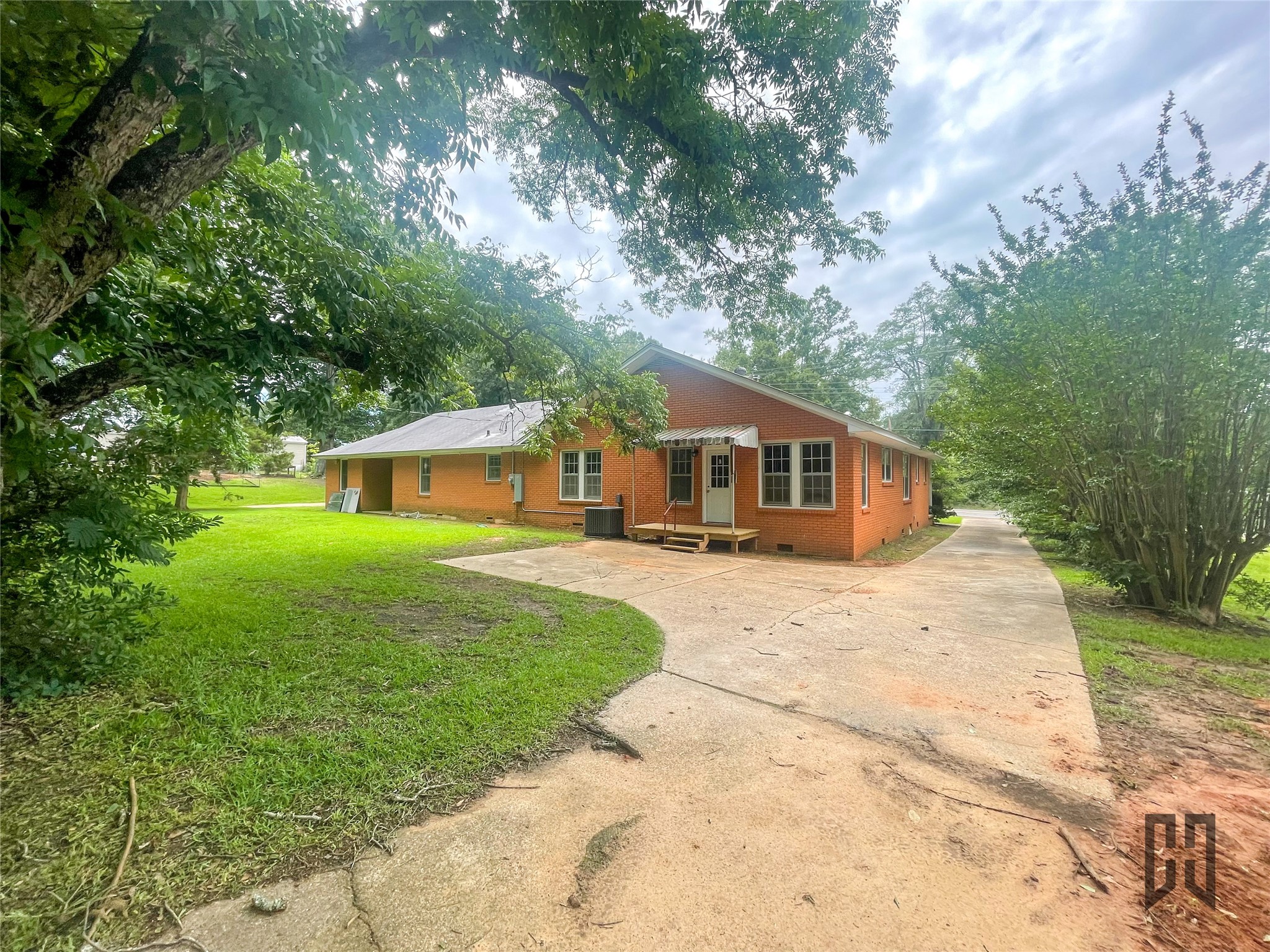 714 Butler Street Springhill LA 71075