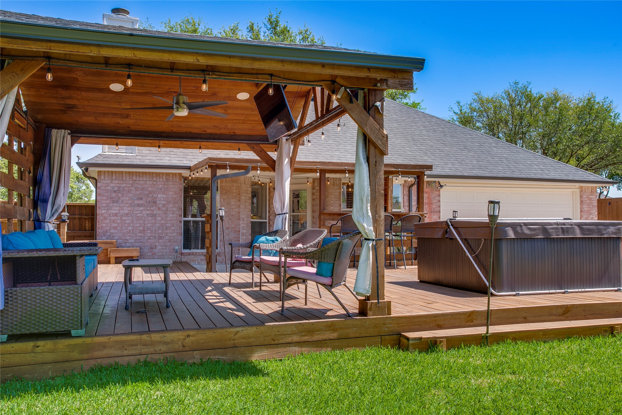 3413 Lake Highlands Drive Rowlett TX 75088
