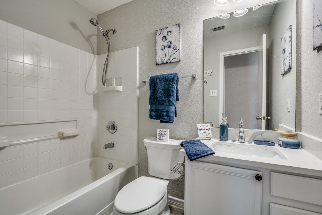 2429 N Emerald Lane Mckinney TX 75071