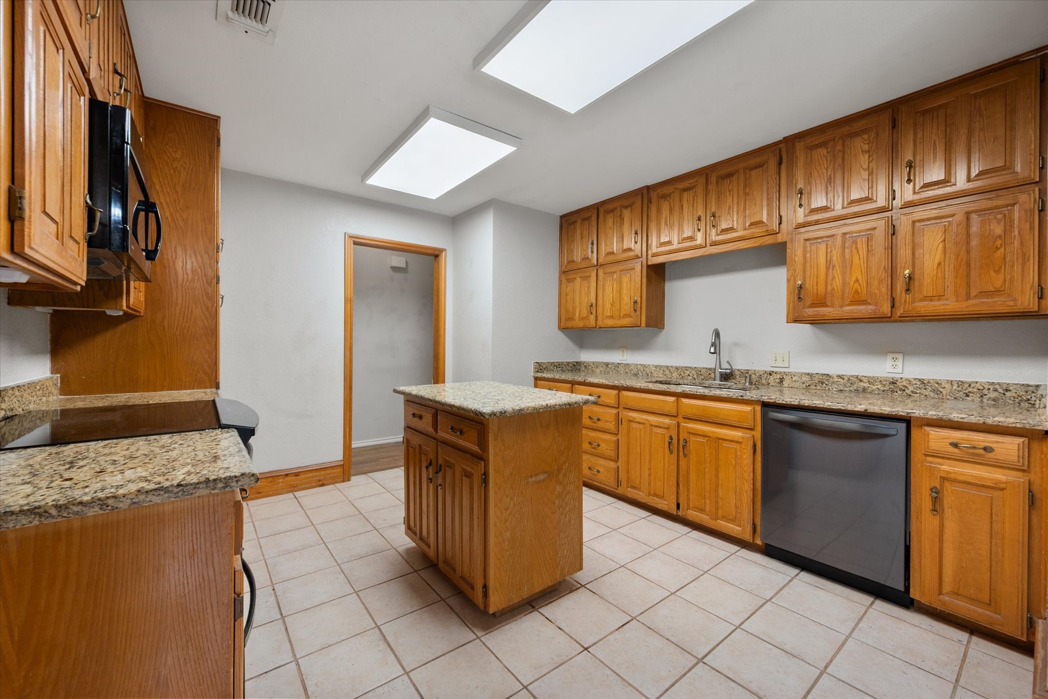 4705 Kensington Court Arlington TX 76016