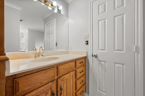 4705 Kensington Court Arlington TX 76016